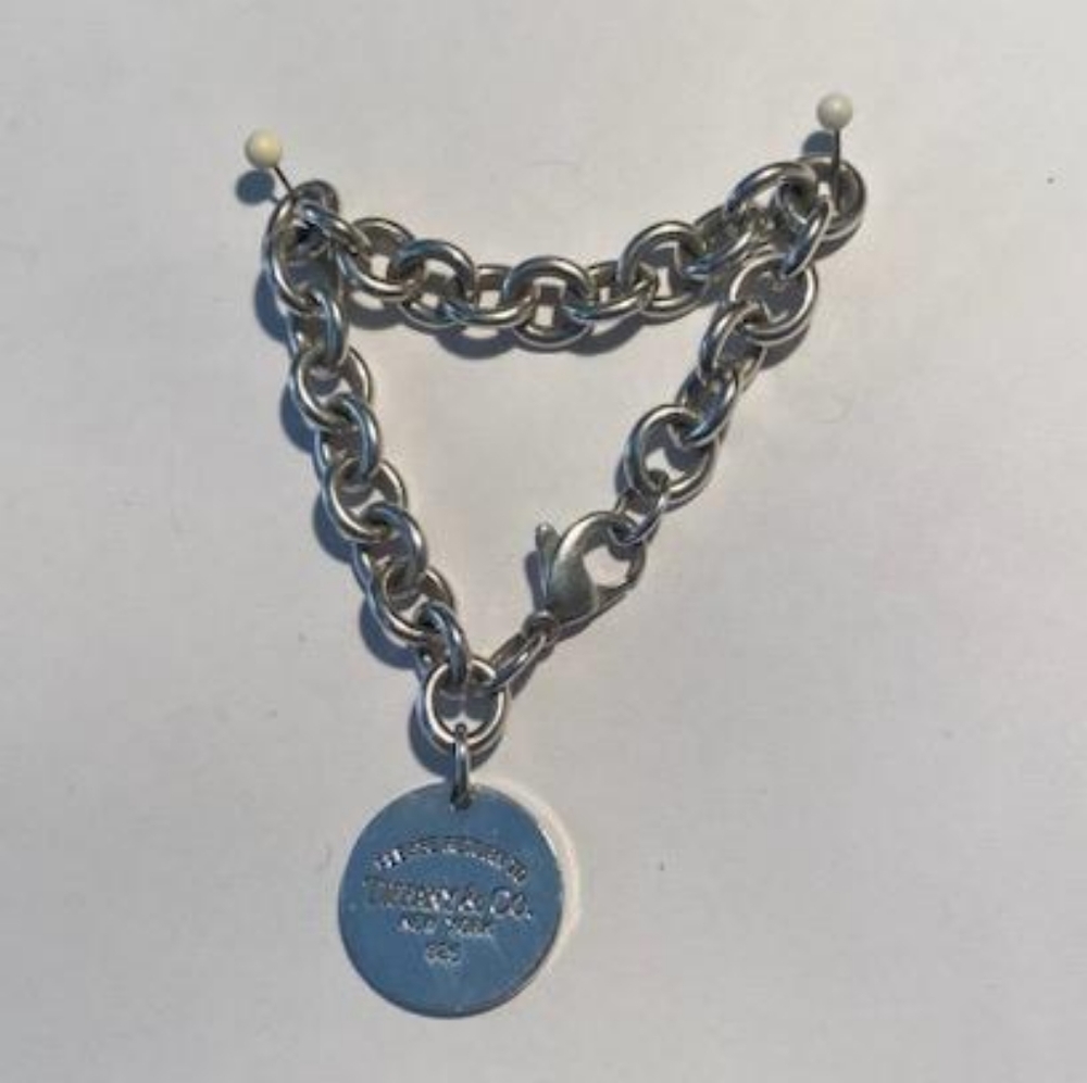 Tiffany & Co. Return to Tiffany Round Charm Bracelet